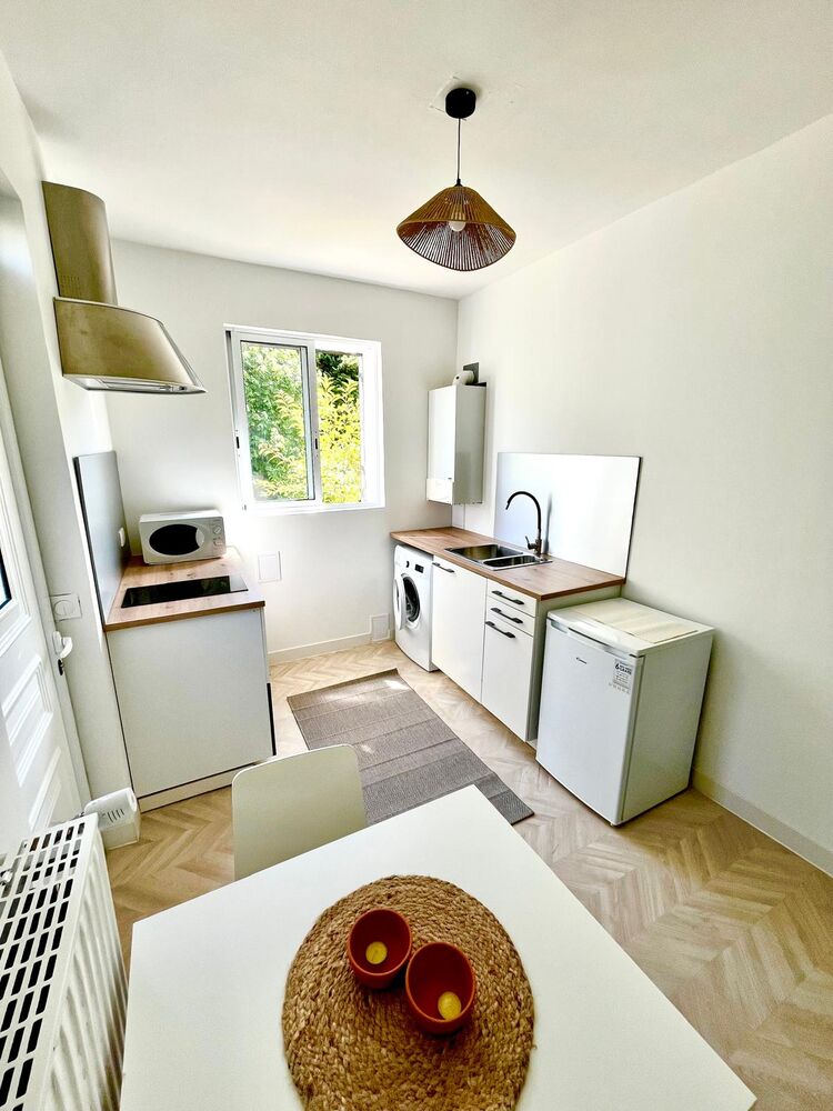 Saint leu la forêt gare 41 m2 meublé, jardin privatif DPE D