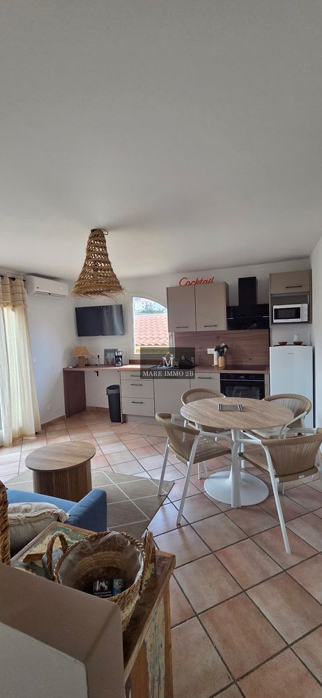 Au c?ur de Calvi, découvrez cet appartement 2 pièces avec pi