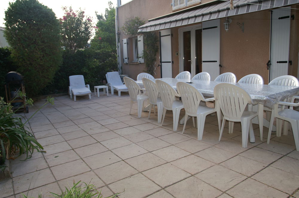 RDJ 3 CHAMBRES 2 GDES TERRASSES 2 PARKING CLIM