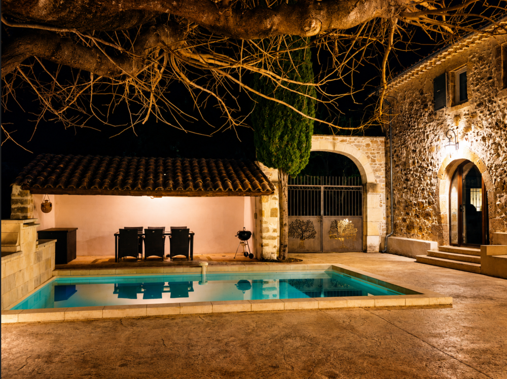 Domaine historique XVIe s. - 430 m² - 2 gîtes 5* - piscine