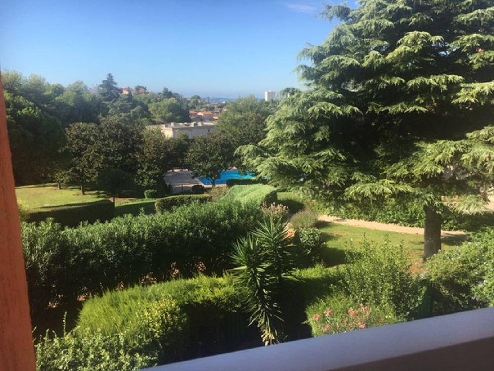 Particulier un 2 pièces meublé sur Antibes 06600