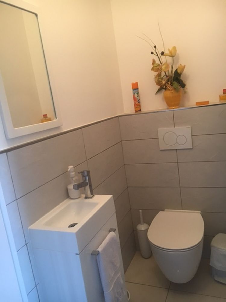 Particulier un 2 pièces meublé sur Antibes 06600