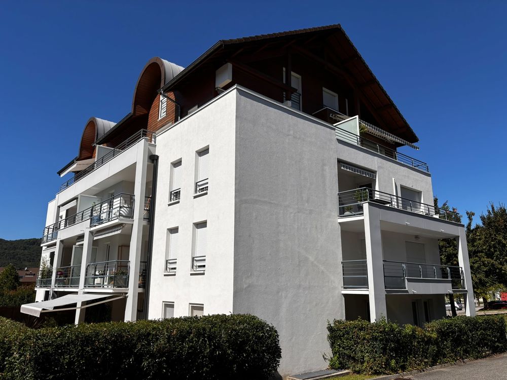 Appartement T2 récent au calme avec grand balcon de 15 m² +