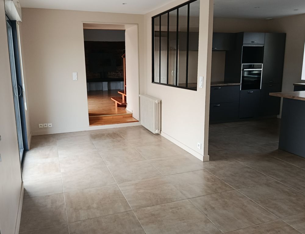 Longère rénovée, 5 pièces, 143 m².