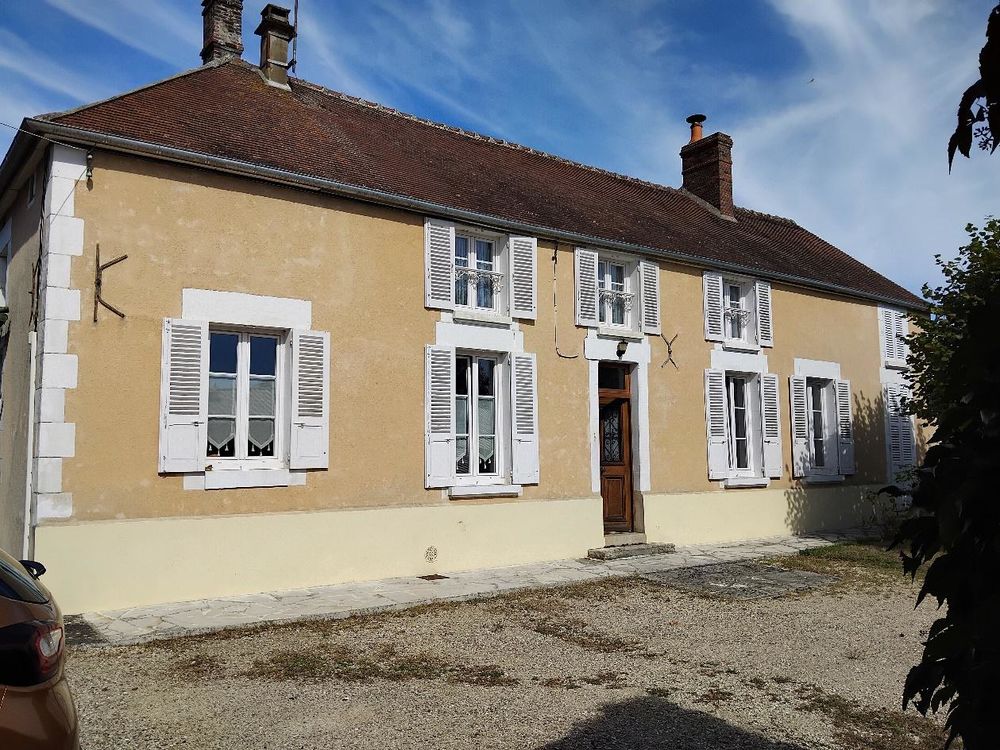 Propriété de caractère avec dépendances et grand jardin