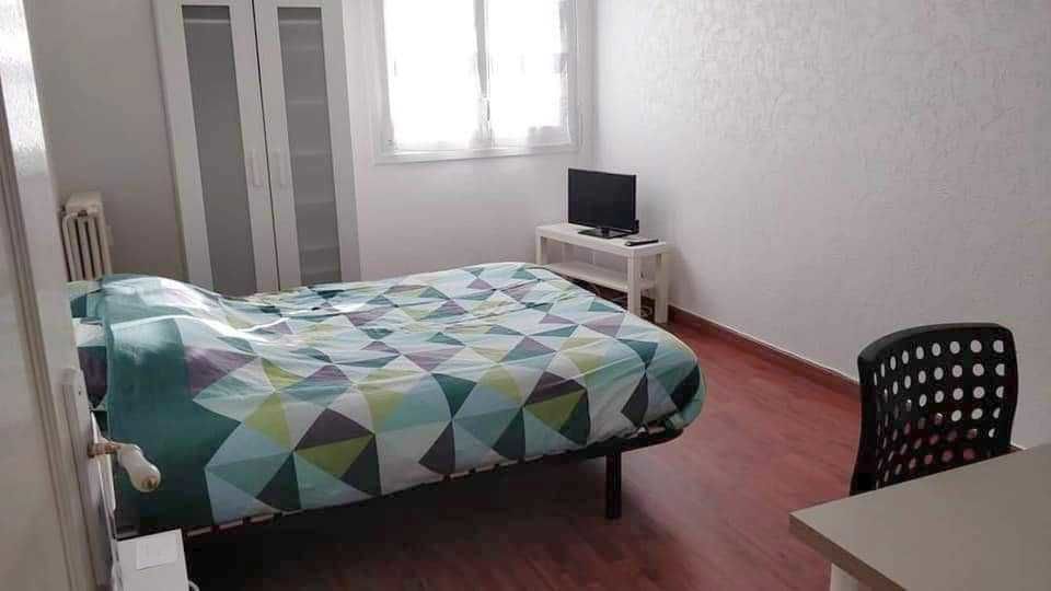 COLOCATION - 3 CHAMBRES - BREST
