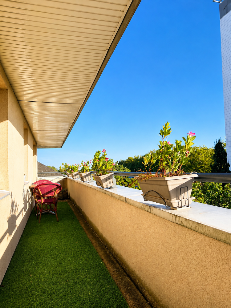 Dernier étage quartier Louis Gain 87,3m2 + 44m2 d'extérieur