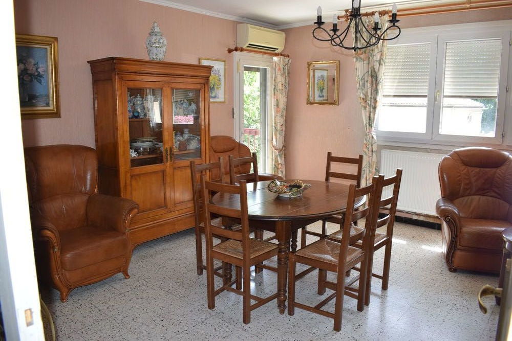 Appartement T4 calme clair et traversant.