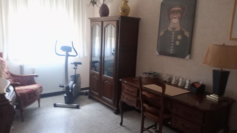 Appartement T4 calme clair et traversant.