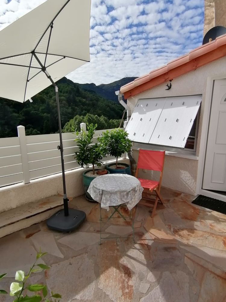 APPARTEMENT 70 M2, ETAT NEUF, JARDIN 190 M2 VUE MAGNIFIQUE
