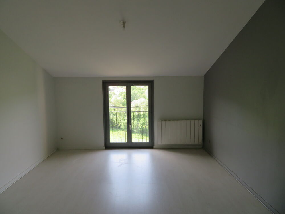 Appartement 3 pièces 52 m² avec terrasse-jardinet commune