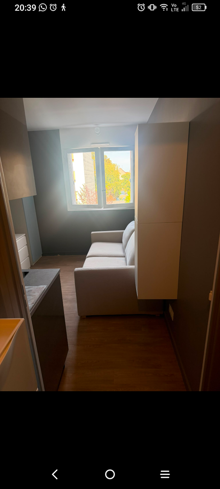 Studio meublé rénové de 17 m²