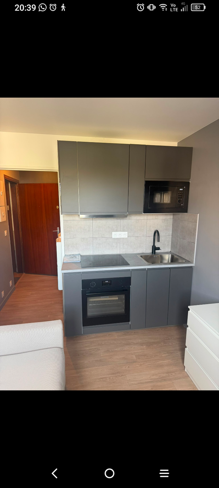 Studio meublé rénové de 17 m²
