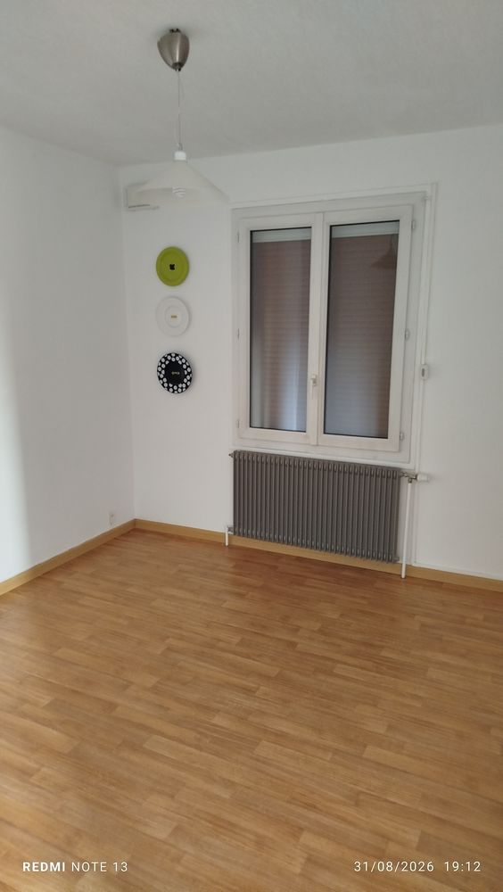 Maison individuelle sur terrain clos a LE TRAIT
