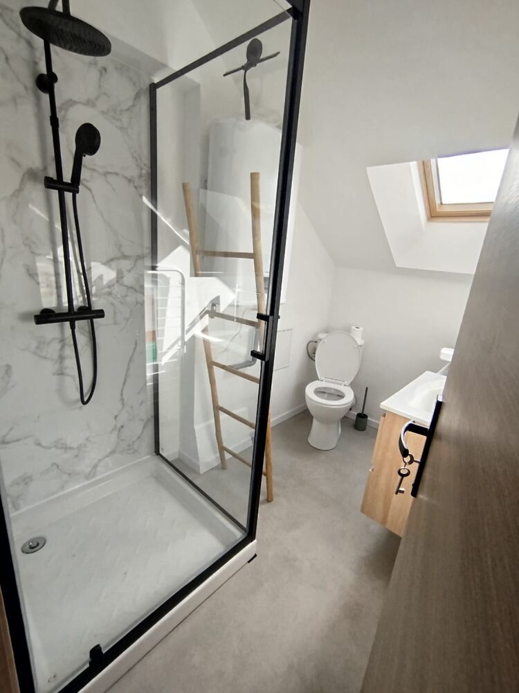Appartement type 2 entierement meublé et rénové