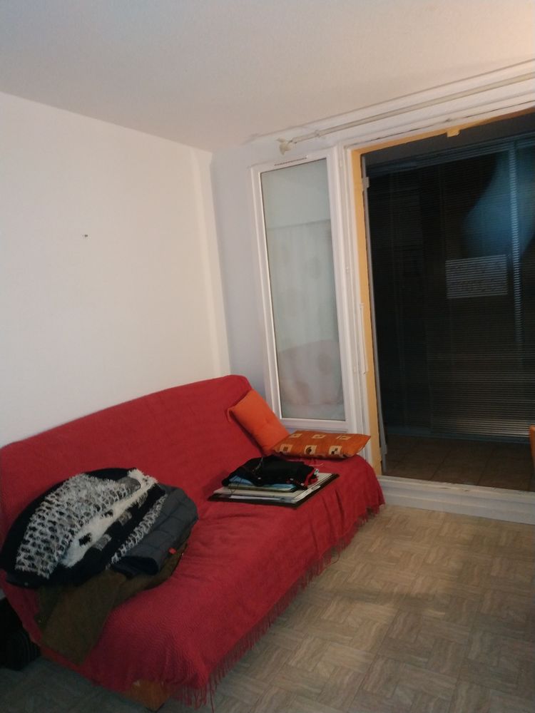 Situé dans la résidence le Carlton, Bâtiment A.