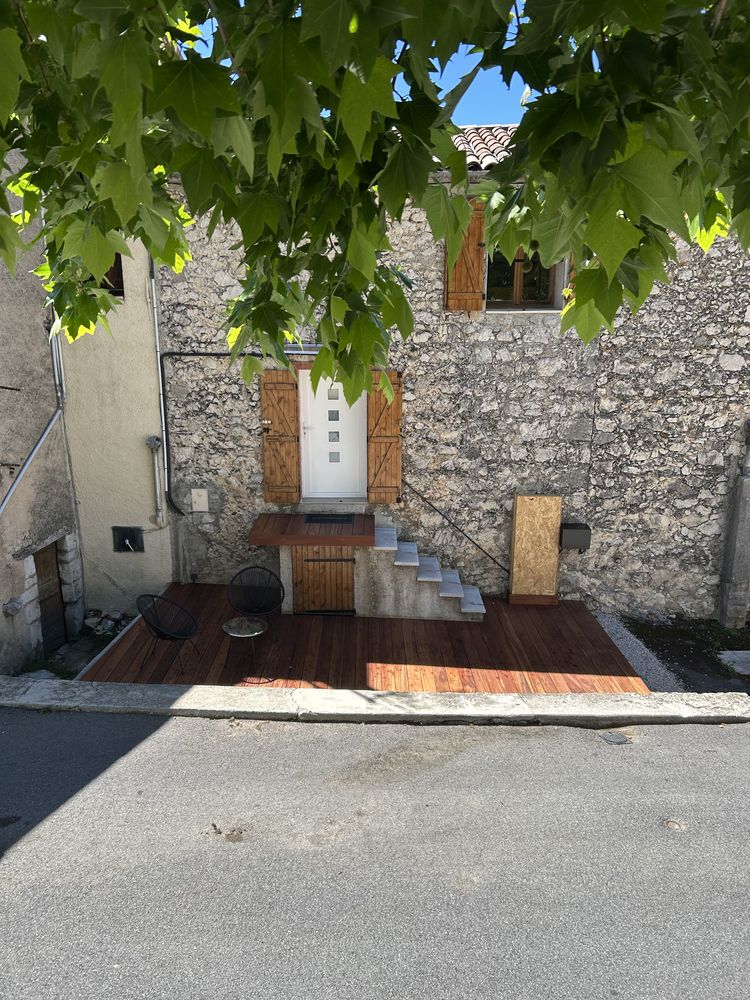 Appartement contemporain équipé et meublé