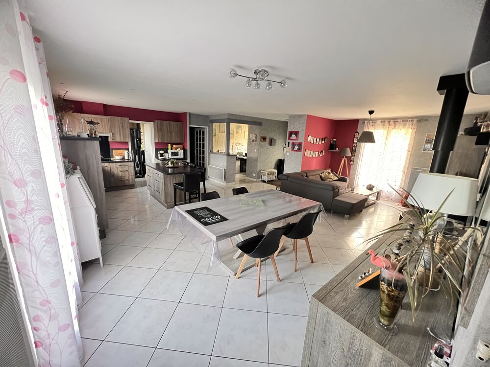 Maison 140 m², piscine, garage 124 m² ? Gauriac