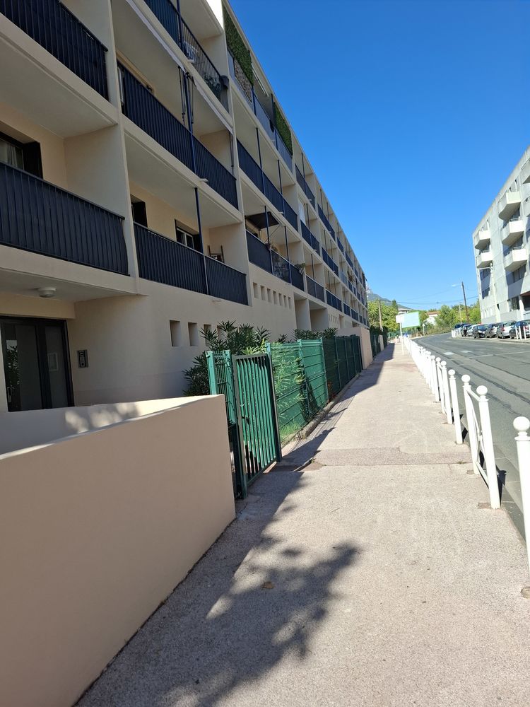 T3 rdc terrasse