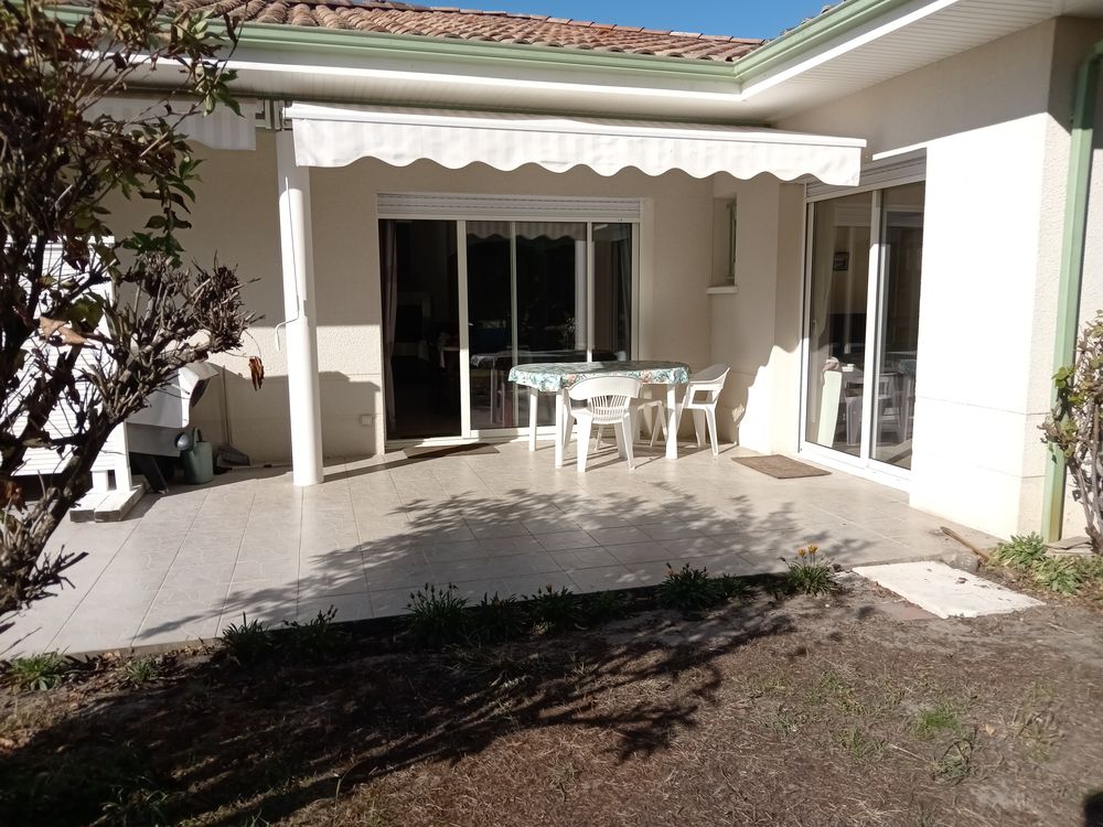 ARÈS. Particulier villa TBE sur un terrain de 1001m2