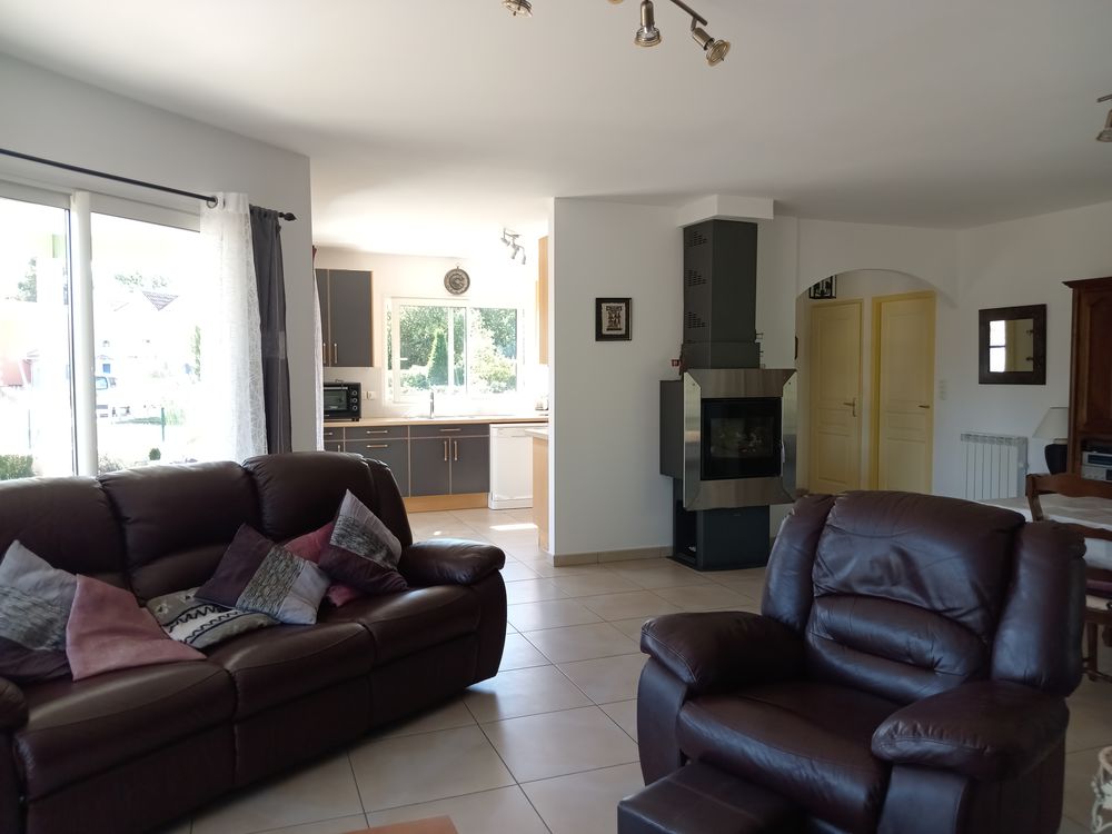 ARÈS. Particulier villa TBE sur un terrain de 1001m2
