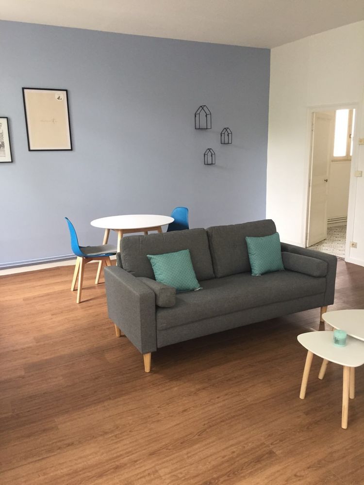 Superbe T2 meublé lumineux de 58 m² en plein centre-ville
