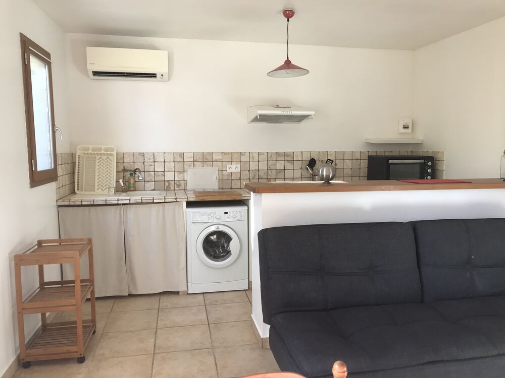 MAISON EN CAMPAGNE DE RAPHELE LES ARLES