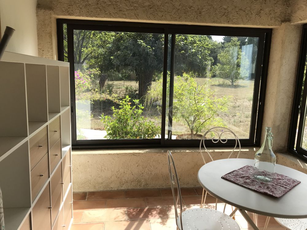 MAISON EN CAMPAGNE DE RAPHELE LES ARLES