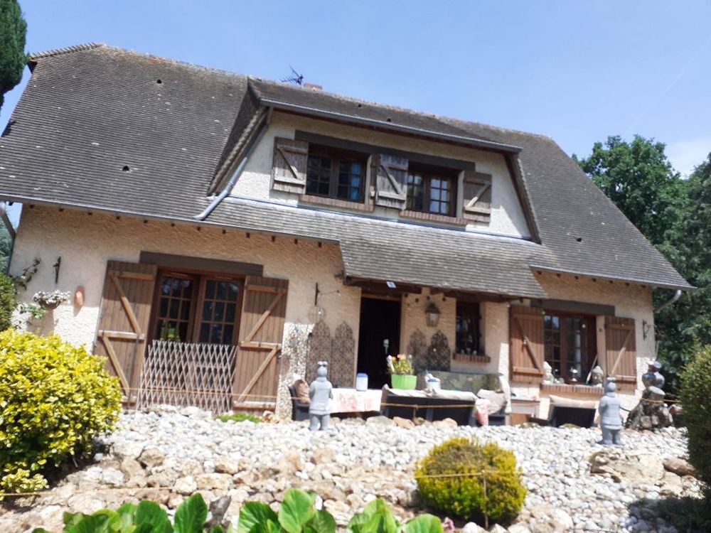 MAISON 128 m², 6 Pièces, 2500m² terrain
