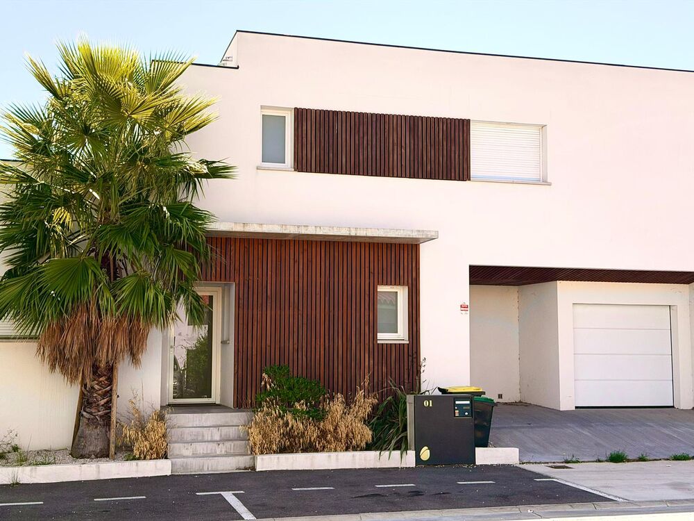 Perpignan-Villa contemporaine 5 pièces avec Garage