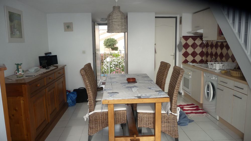 DUPLEX PLEINE VUE MER PISCINE PLAGE ET CENTRE A PIED