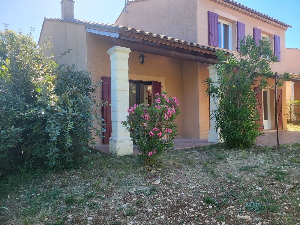 Villa T5 122 m2 sur parcelle de 500 m2