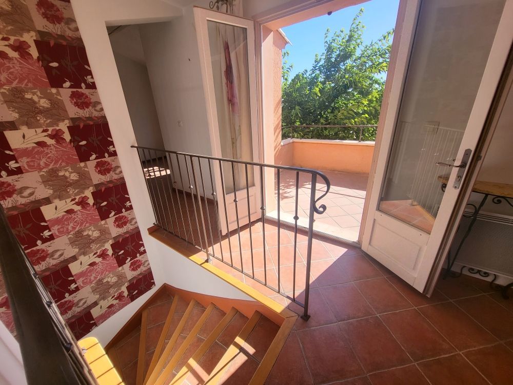 Villa T5 122 m2 sur parcelle de 500 m2