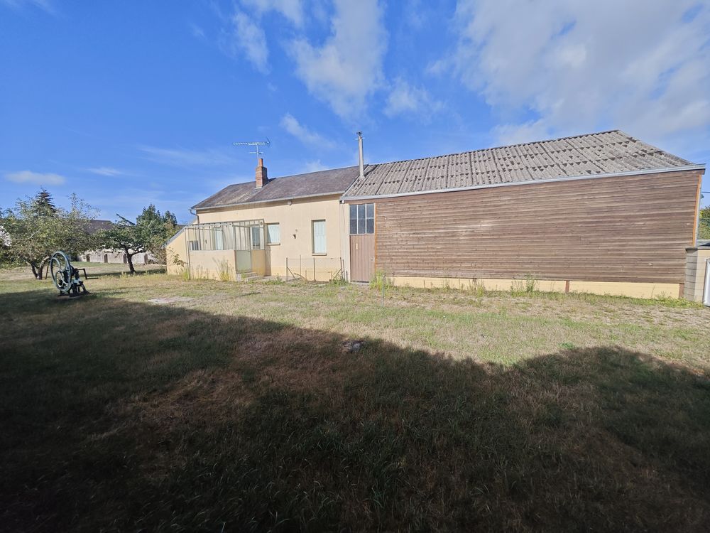 maison avec grande dépendance