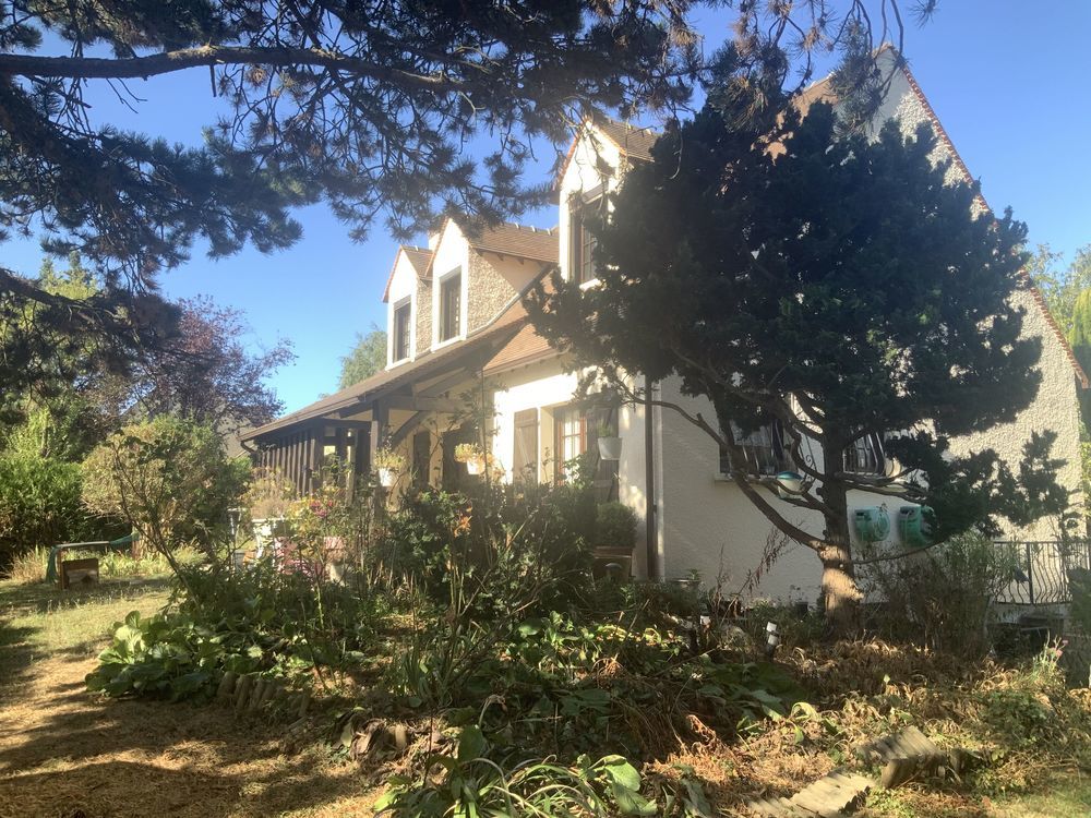 Collégien (77090) maison de 136m2 sur un terrain de 993m2 divisible, au gré de l'acquéreur, en une deuxième parcelle constructible