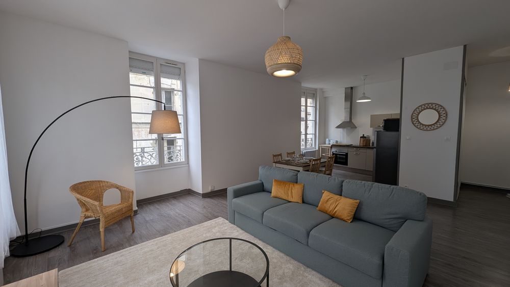 Charmant T2 meublé lumineux de 60 m² ? Vieux Cognac