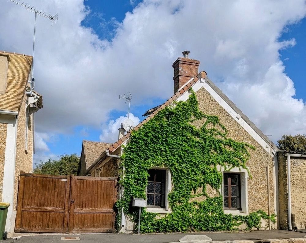 Maison de charme en pierres et poutres apparentes