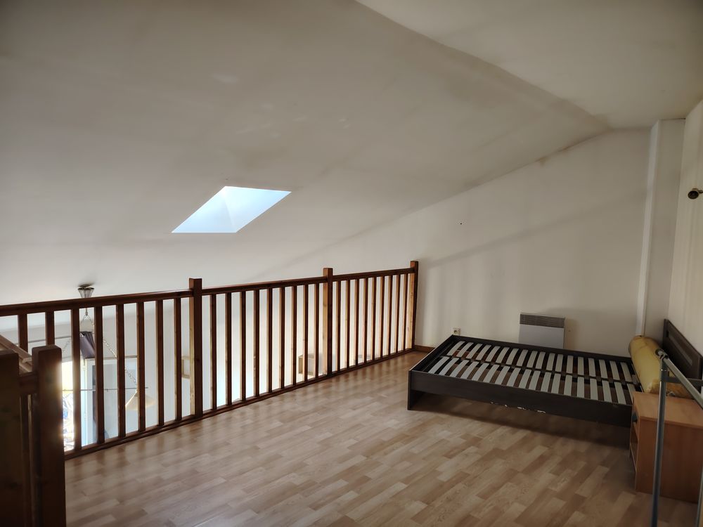 LOT DE 3 STUDIOS MEUBLE , 47 , 37 , 37 m2 Total : 122,30 m2