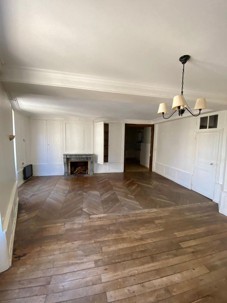 Grand T3 de 100m² - 2 chambres - Tonnerre 550 € CC