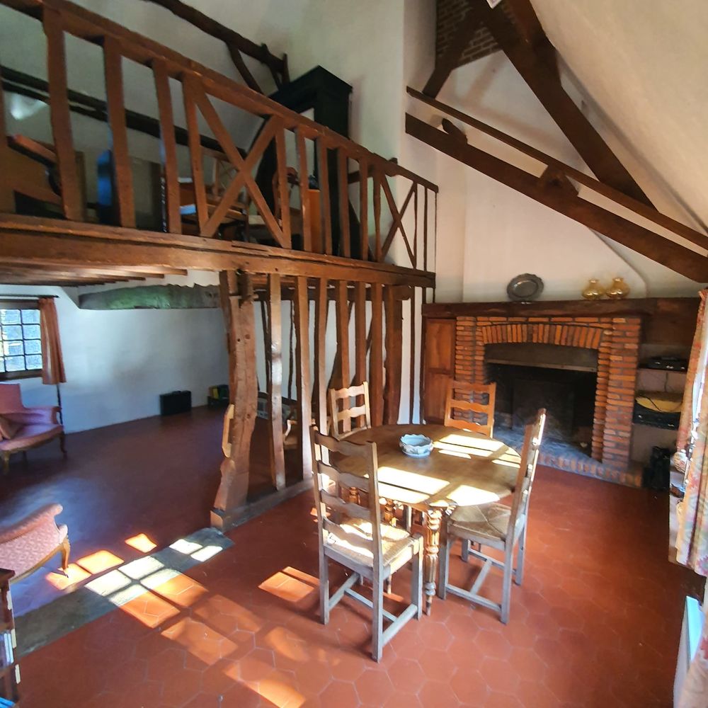 maison ancienne de caractère et dépendances en pleine ville