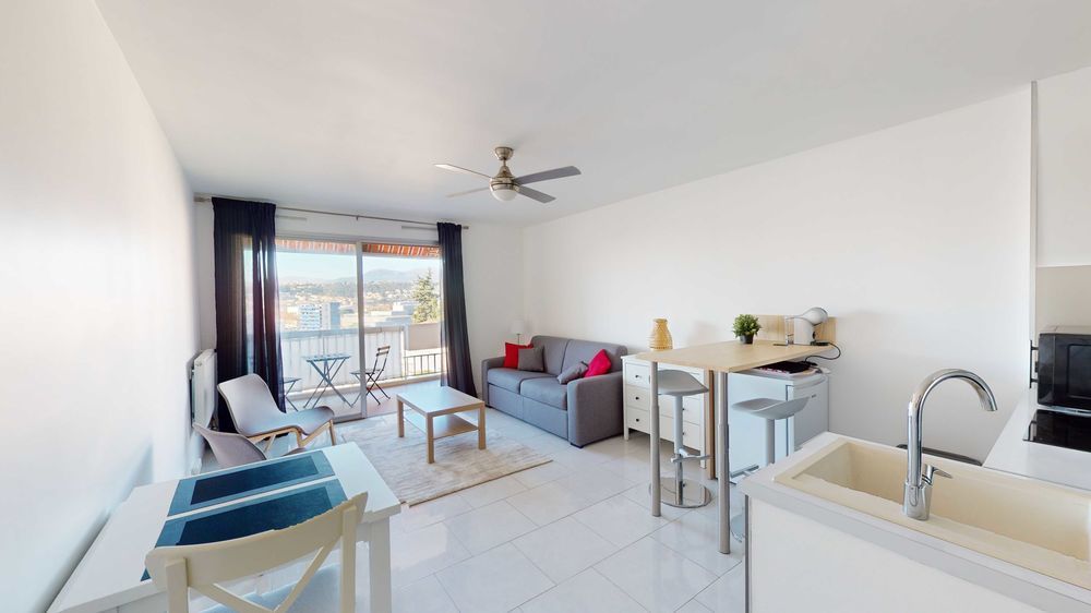 Studio meublé climatisé à Nice