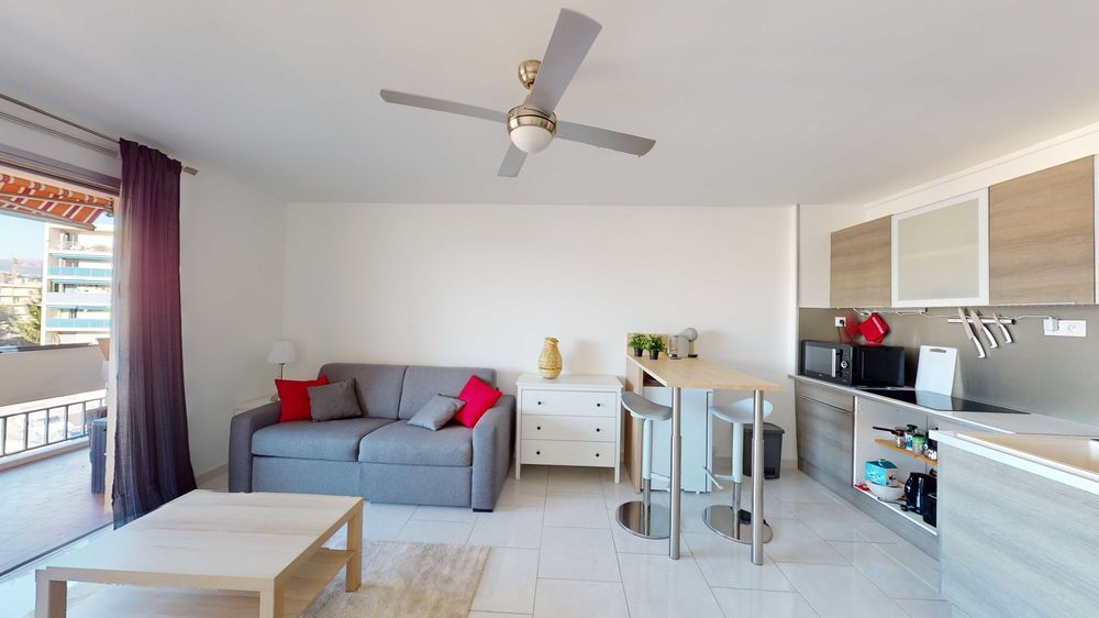 Studio meublé climatisé à Nice