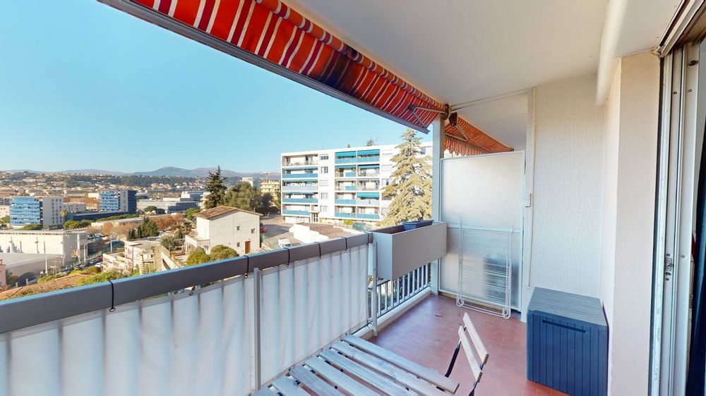 Studio meublé climatisé à Nice