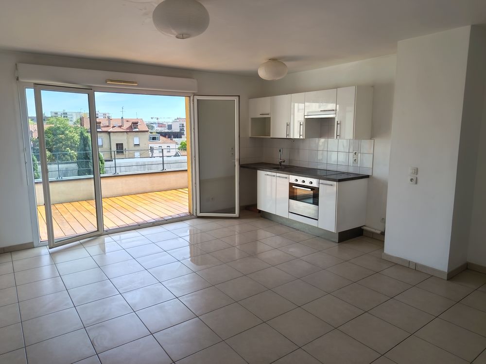 T3 lumineux avec terrasse et box ?Villeurbanne,Grand Clément