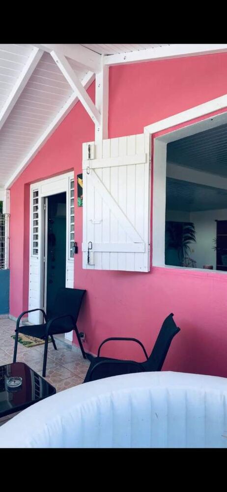 Studio meublé terrasse et spa - golf de Saint-François