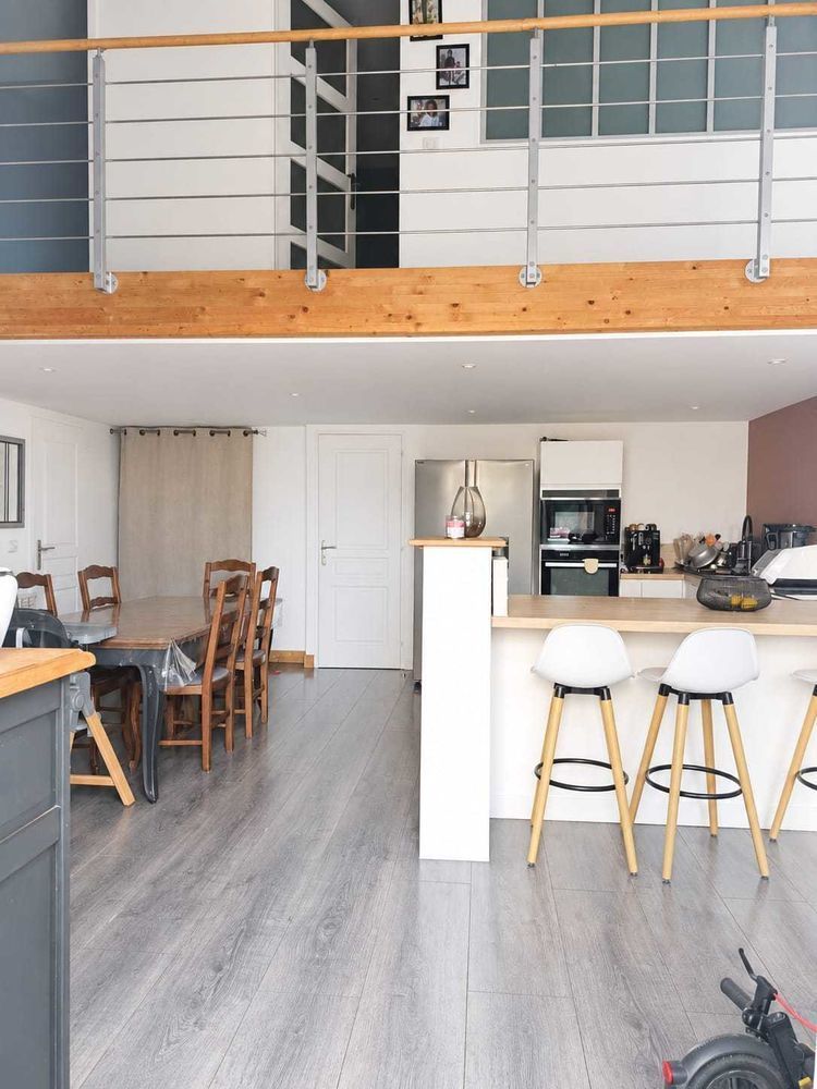 DUPLEX FAMILIAL DE 143M2 AVEC JARDIN PRIVATIF DE 60M2