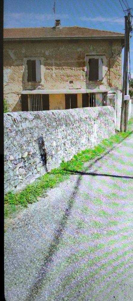 ancienne ferme 108m2 Etable 34m2 Grange 41m2 Bergerie 37 m2