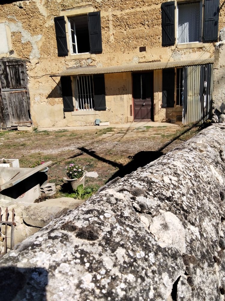 ancienne ferme 108m2 Etable 34m2 Grange 41m2 Bergerie 37 m2