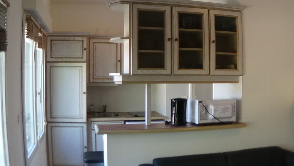 Beau Meublé 2p-1ch avec parking place des Epars.