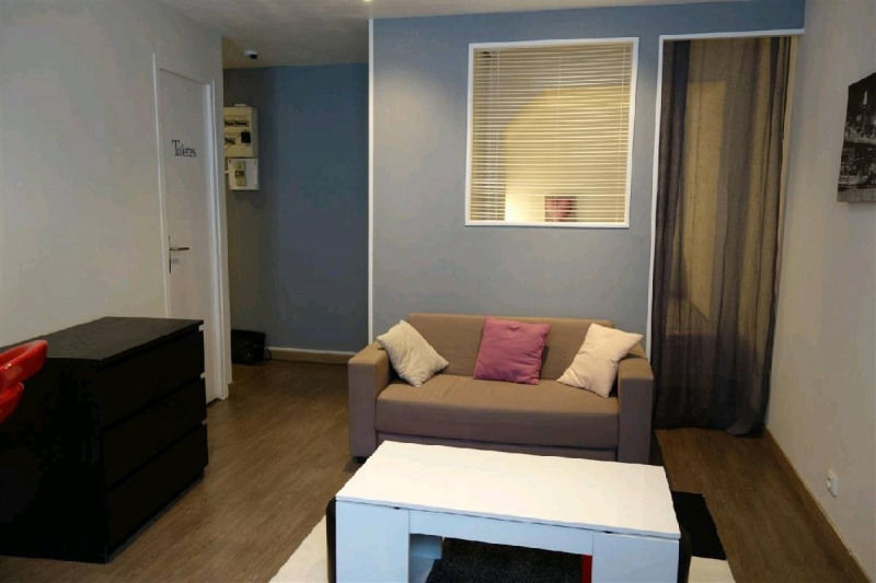 22 m² meublé, état impeccable, séjour avec cuisine équipée